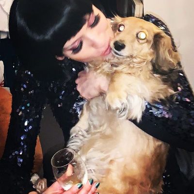 Picture of Ariana Savalas with her dog